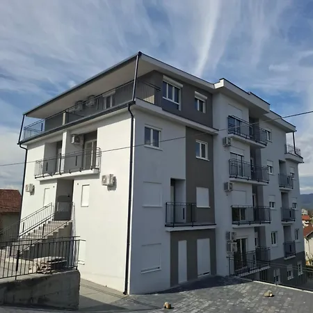 Apartman Jelena As *